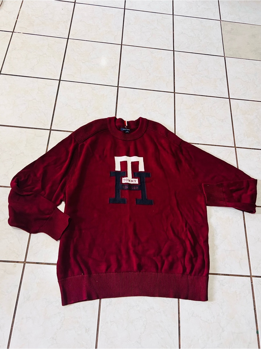 Tommy Hilfiger Men's Burgundy Crewneck Sweater 2XL